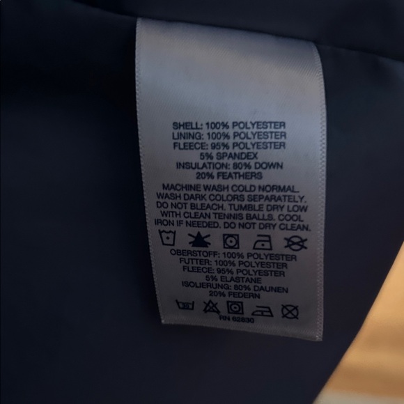 Lands' End women’s down Black Puffer Jacket with grey blue interior lining - Picture 4 of 5